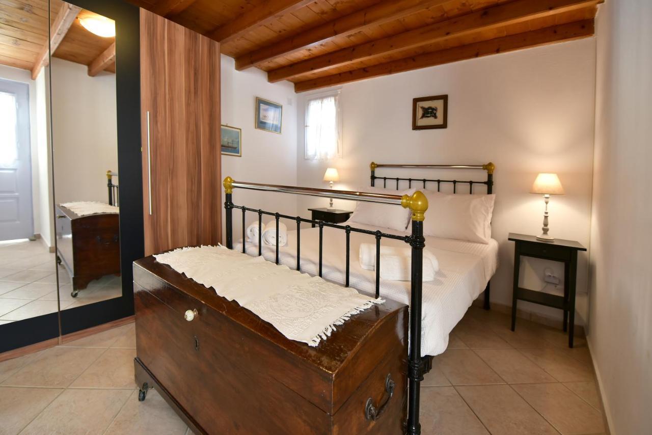 Arco I/ Downtown Rustic Apartment/4 Min From Port Hydra  Bagian luar foto