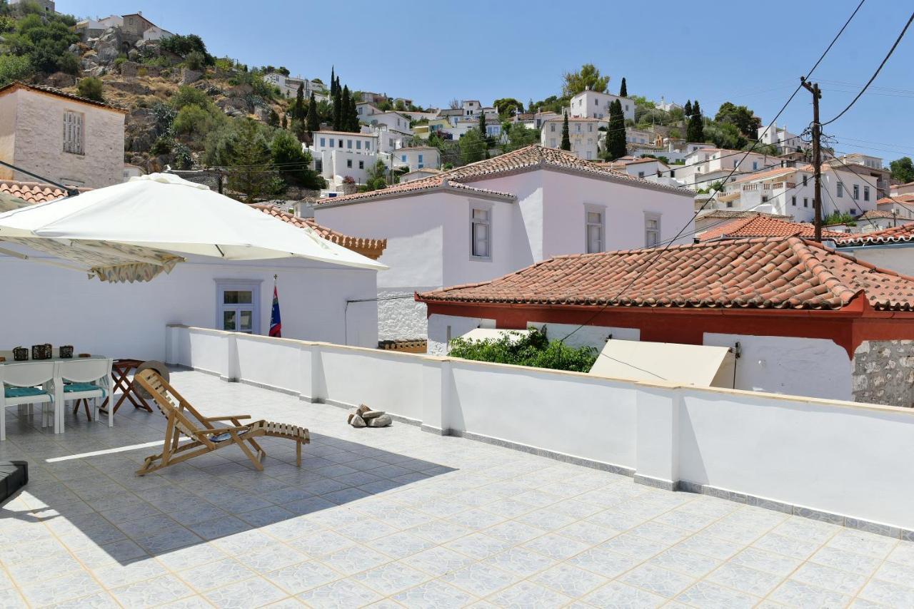 Arco I/ Downtown Rustic Apartment/4 Min From Port Hydra  Bagian luar foto