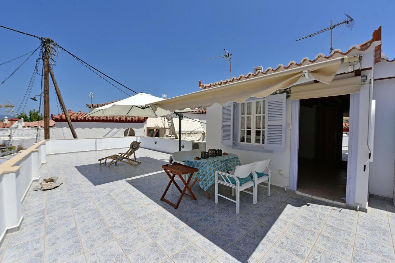 Arco I/ Downtown Rustic Apartment/4 Min From Port Hydra  Bagian luar foto