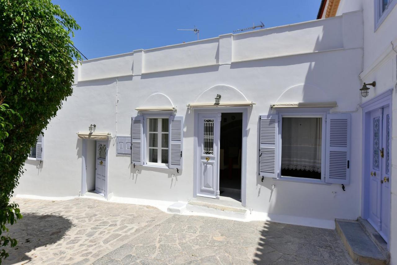 Arco I/ Downtown Rustic Apartment/4 Min From Port Hydra  Bagian luar foto